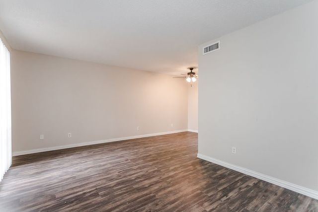9808 Valley Meadow Place, Dallas, TX 75220