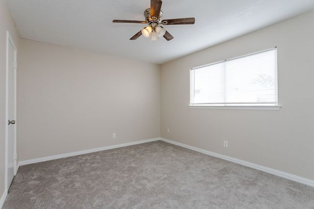 9808 Valley Meadow Place, Dallas, TX 75220