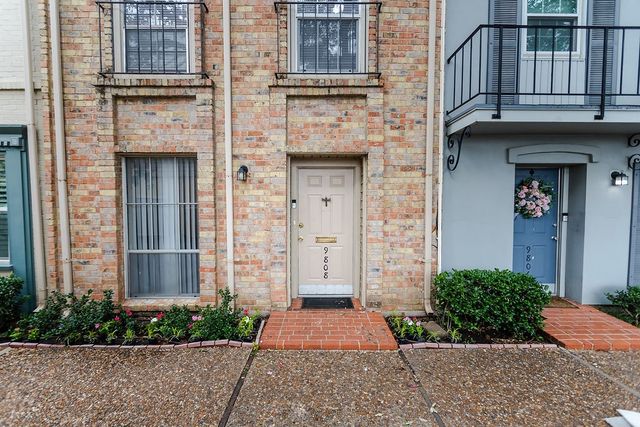 9808 Valley Meadow Place, Dallas, TX 75220