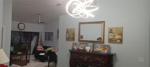 20 Via De Casas Sur 204, Boynton Beach, FL 33426