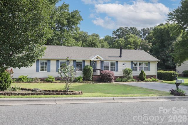 2171 Brantley Creek Drive, Kannapolis, NC 28083