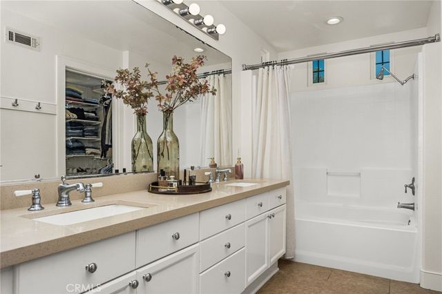73 Rue Du Chateau, Aliso Viejo, CA 92656