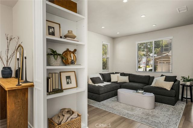 73 Rue Du Chateau, Aliso Viejo, CA 92656