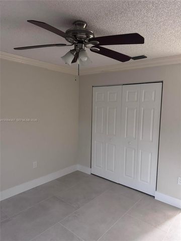83 Gables Boulevard, Weston, FL 33326