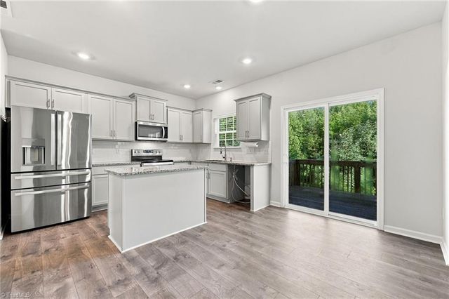 6692 Bellawood Drive, Trinity, NC 27370