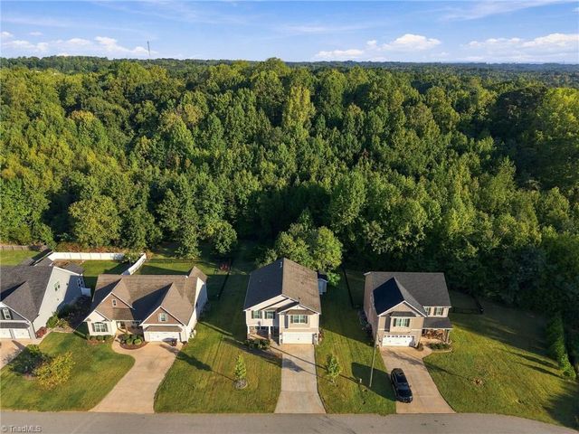 6692 Bellawood Drive, Trinity, NC 27370