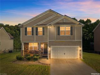 6692 Bellawood Drive, Trinity, NC 27370