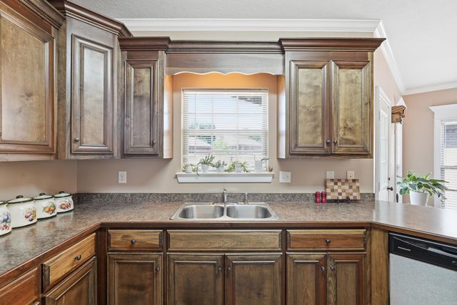 28 Oak Tree Circle, Conway, AR 72032