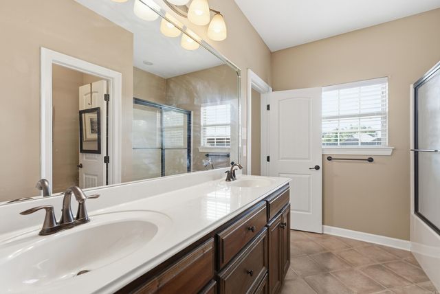 28 Oak Tree Circle, Conway, AR 72032