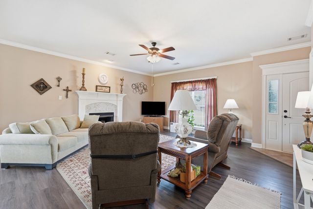 28 Oak Tree Circle, Conway, AR 72032
