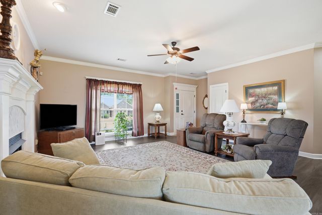28 Oak Tree Circle, Conway, AR 72032