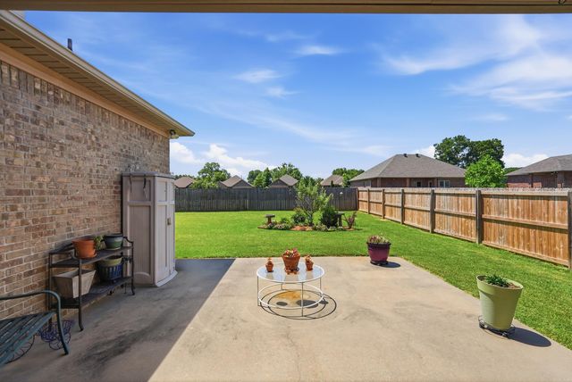 28 Oak Tree Circle, Conway, AR 72032