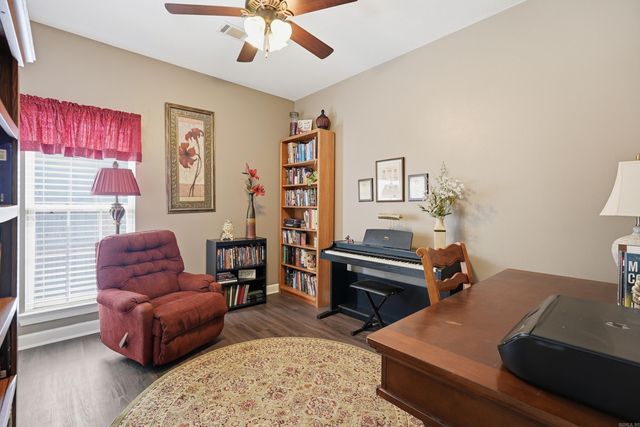 28 Oak Tree Circle, Conway, AR 72032
