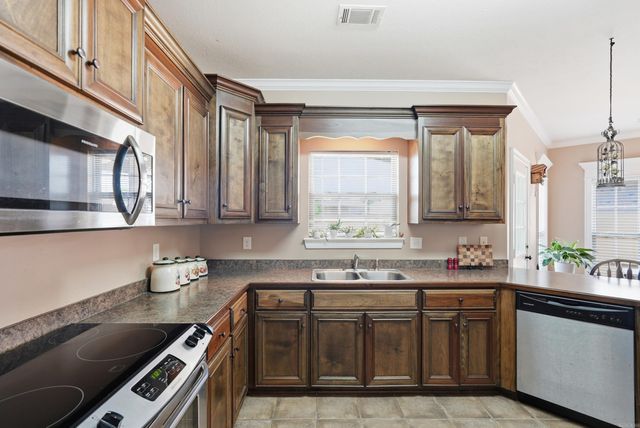 28 Oak Tree Circle, Conway, AR 72032