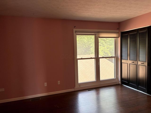 2802 Churchill Drive, 33, Columbus, OH 43221