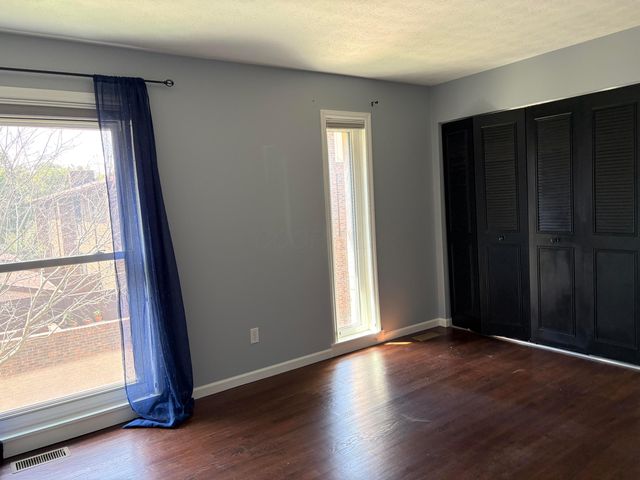 2802 Churchill Drive, 33, Columbus, OH 43221