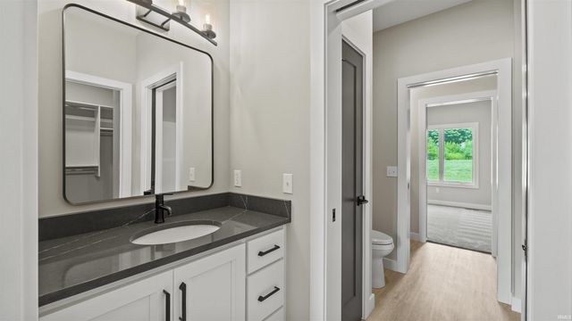 619 Grantham Passage, Fort Wayne, IN 46845