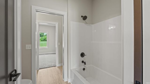 619 Grantham Passage, Fort Wayne, IN 46845