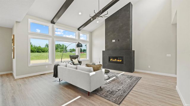 619 Grantham Passage, Fort Wayne, IN 46845