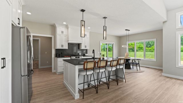 619 Grantham Passage, Fort Wayne, IN 46845