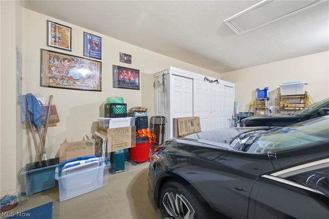 27 D Hunters Woods Drive, Canfield, OH 44406