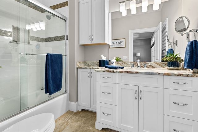 101 Greensward Rd, Mashpee, MA 02649