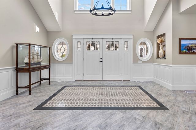 101 Greensward Rd, Mashpee, MA 02649