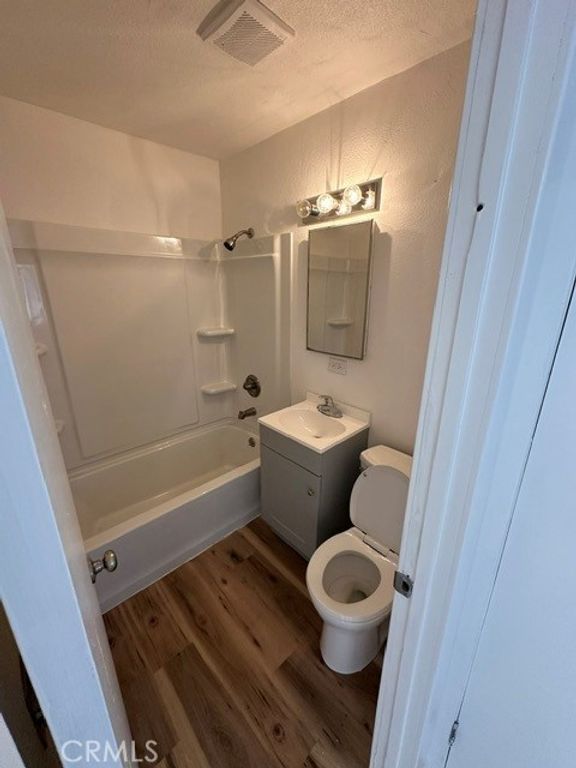 Image 11 of property listing at 2194 Meadowbrook, Merced, CA 95348