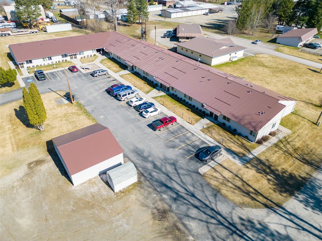 707 E Grant Avenue, Troy, MT 59935