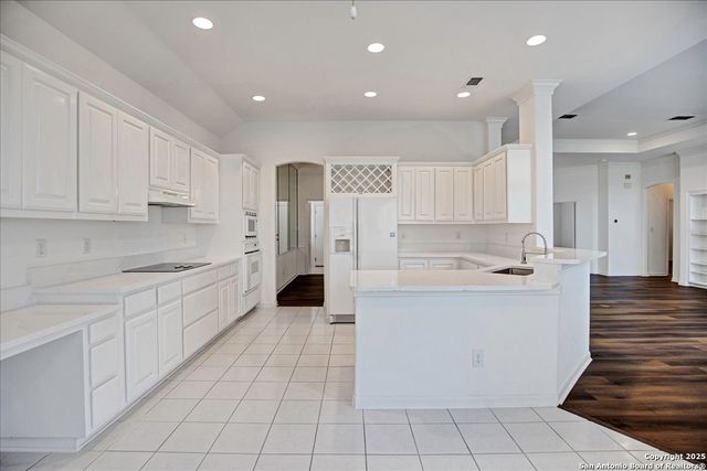 21 Greens Cliff, San Antonio, TX 78216