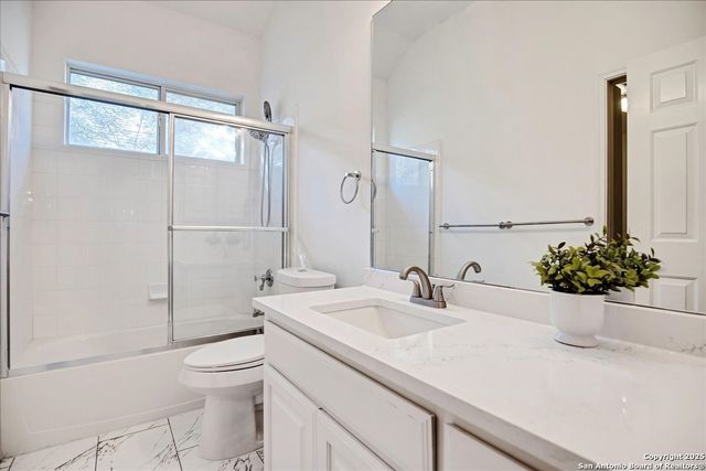 21 Greens Cliff, San Antonio, TX 78216