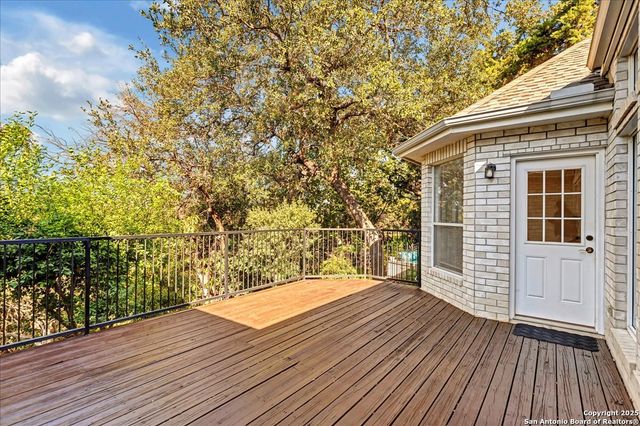 21 Greens Cliff, San Antonio, TX 78216