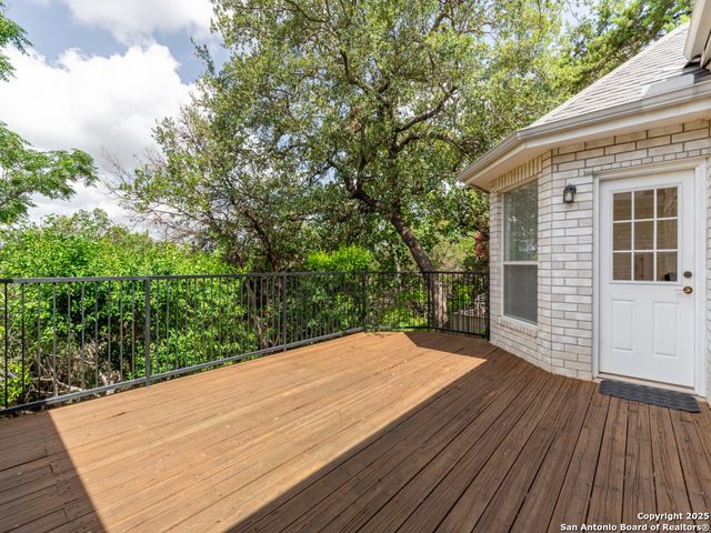21 Greens Cliff, San Antonio, TX 78216