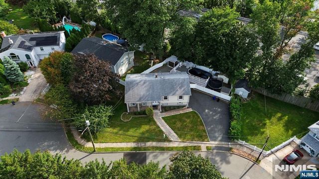 66 Lockwood Place, Clifton, NJ 07012