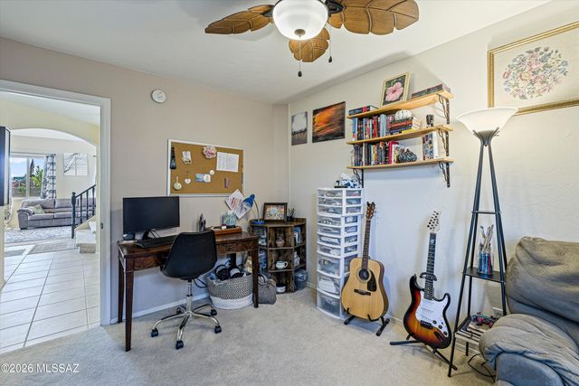 7049 W Deserama Drive, Tucson, AZ 85743