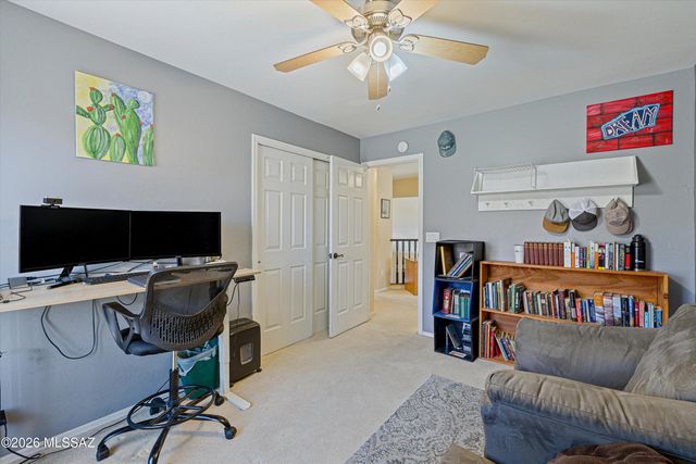 7049 W Deserama Drive, Tucson, AZ 85743