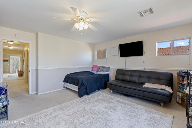 7049 W Deserama Drive, Tucson, AZ 85743