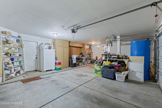 7049 W Deserama Drive, Tucson, AZ 85743