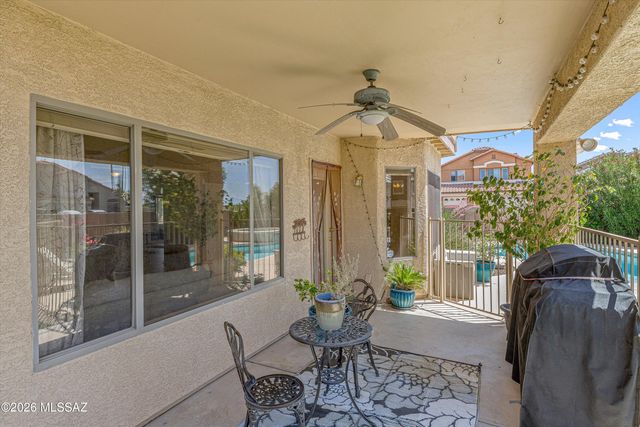 7049 W Deserama Drive, Tucson, AZ 85743