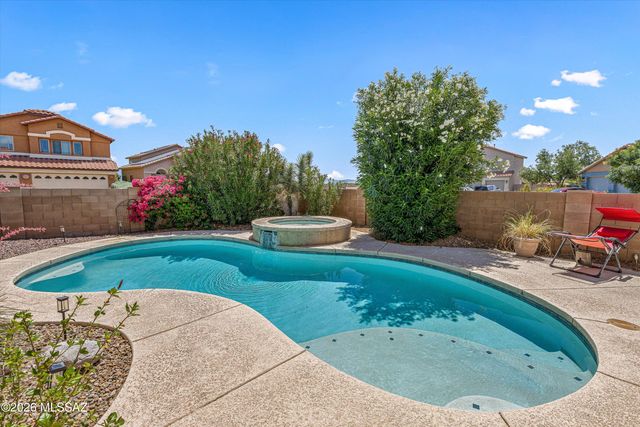 7049 W Deserama Drive, Tucson, AZ 85743