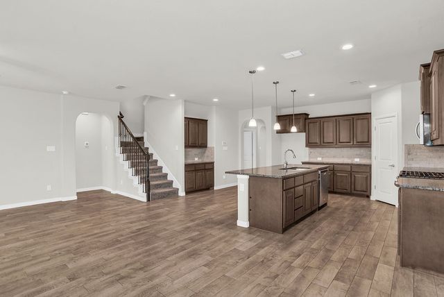 1140 Donnington Trail, Saginaw, TX 76131