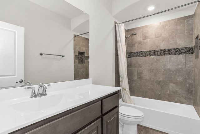 1140 Donnington Trail, Saginaw, TX 76131