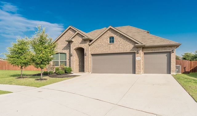 1140 Donnington Trail, Saginaw, TX 76131