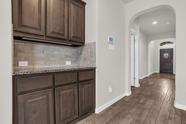 1140 Donnington Trail, Saginaw, TX 76131