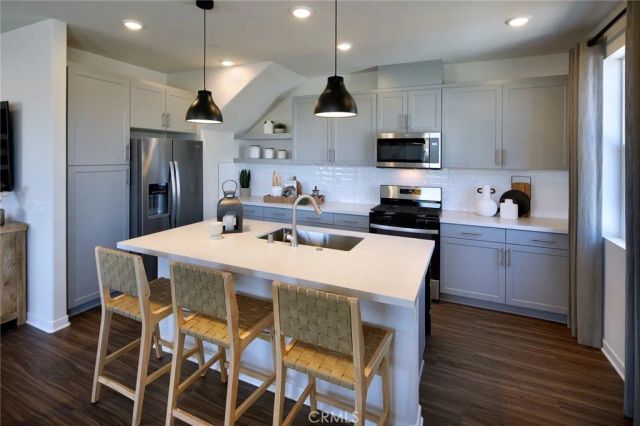 9845 Crossbay Loop 507, Jurupa Valley, CA 92509