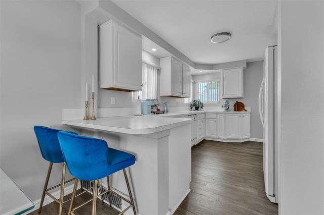 32826 Benson Drive, Westland, MI 48185