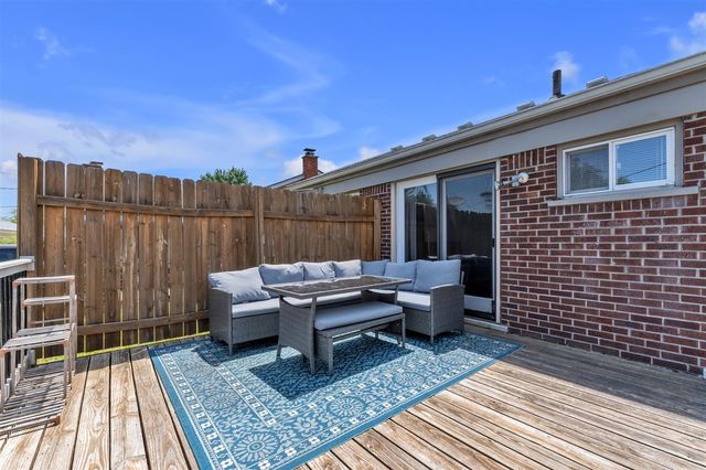 32826 Benson Drive, Westland, MI 48185