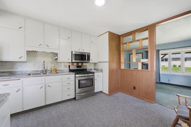624 S Ohio Avenue, Davenport, IA 52802