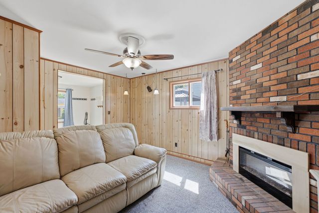 624 S Ohio Avenue, Davenport, IA 52802