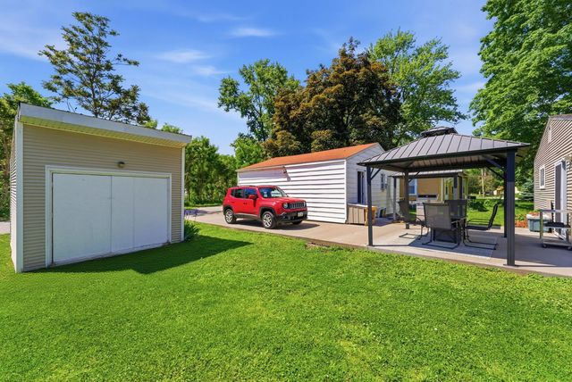 624 S Ohio Avenue, Davenport, IA 52802